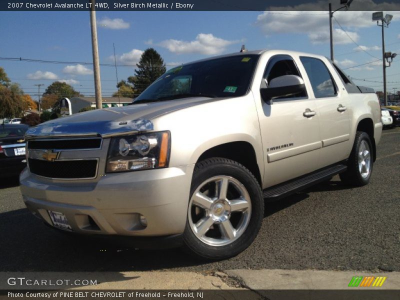 Silver Birch Metallic / Ebony 2007 Chevrolet Avalanche LT 4WD