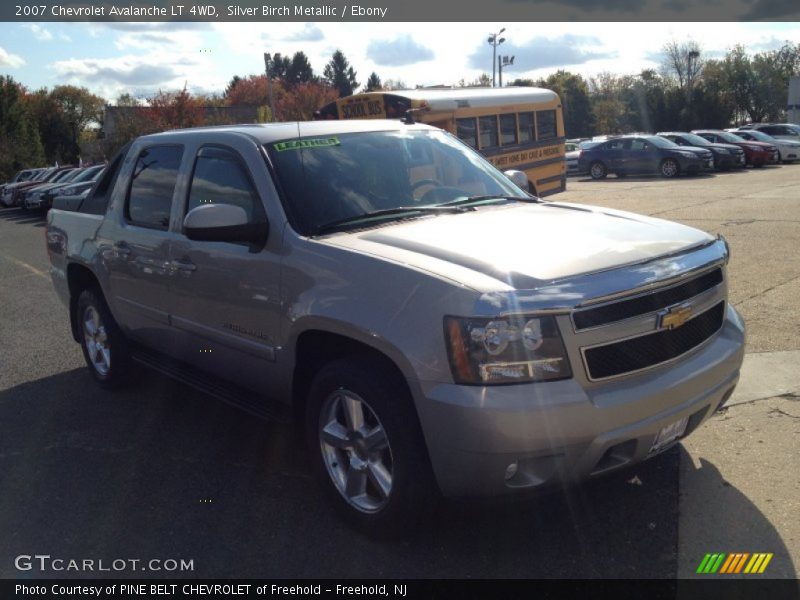Silver Birch Metallic / Ebony 2007 Chevrolet Avalanche LT 4WD