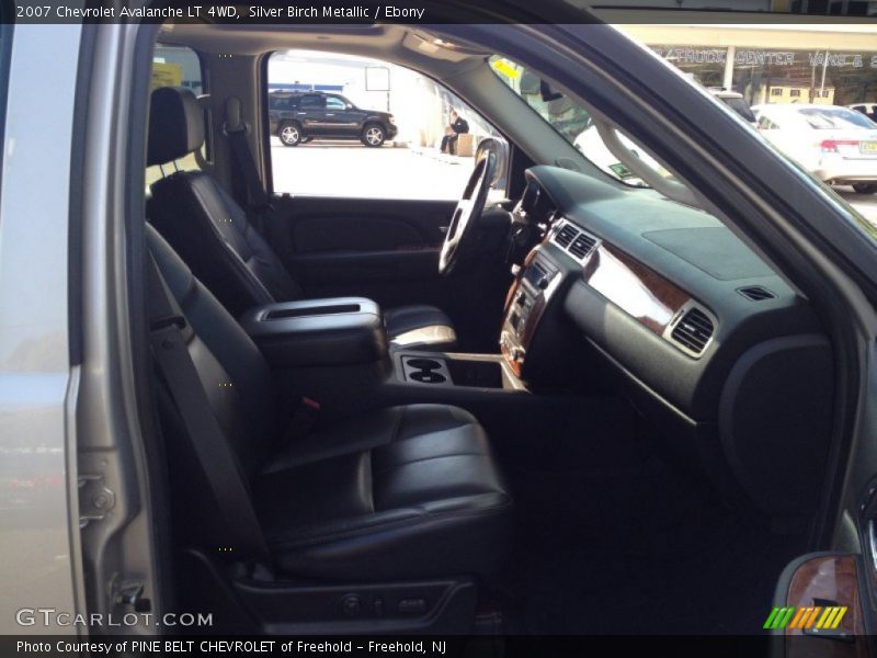 Silver Birch Metallic / Ebony 2007 Chevrolet Avalanche LT 4WD