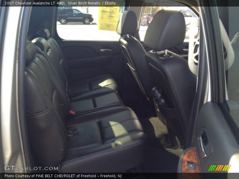 Silver Birch Metallic / Ebony 2007 Chevrolet Avalanche LT 4WD