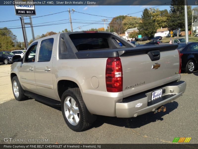 Silver Birch Metallic / Ebony 2007 Chevrolet Avalanche LT 4WD