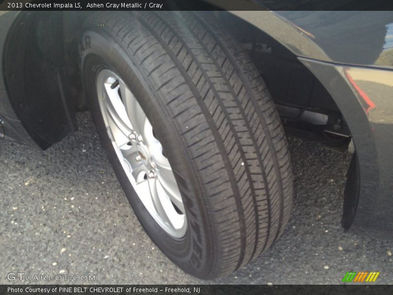 Ashen Gray Metallic / Gray 2013 Chevrolet Impala LS