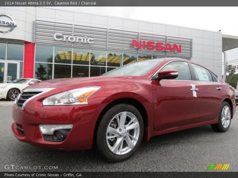 Cayenne Red / Charcoal 2014 Nissan Altima 2.5 SV