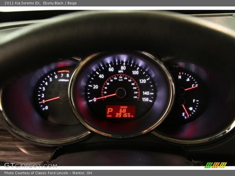 Ebony Black / Beige 2011 Kia Sorento EX