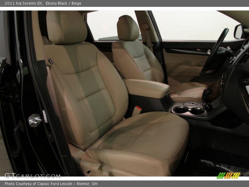 Ebony Black / Beige 2011 Kia Sorento EX