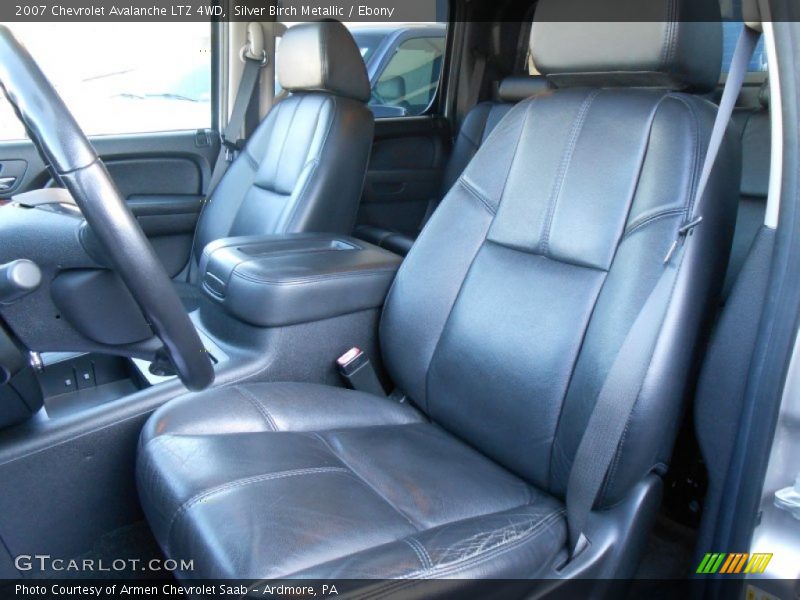 Silver Birch Metallic / Ebony 2007 Chevrolet Avalanche LTZ 4WD