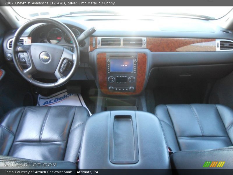 Silver Birch Metallic / Ebony 2007 Chevrolet Avalanche LTZ 4WD