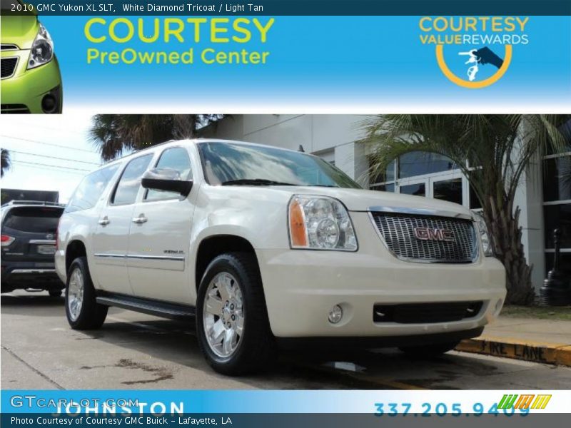 White Diamond Tricoat / Light Tan 2010 GMC Yukon XL SLT