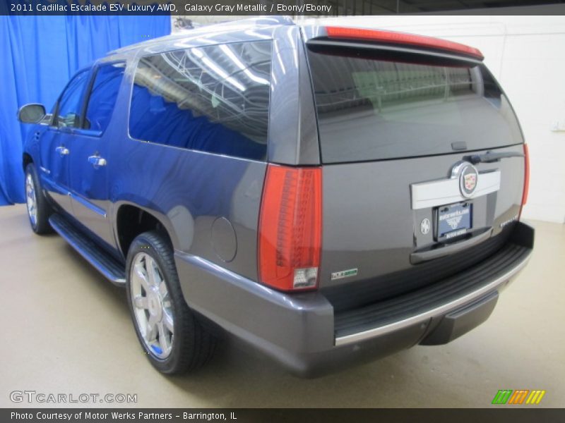 Galaxy Gray Metallic / Ebony/Ebony 2011 Cadillac Escalade ESV Luxury AWD