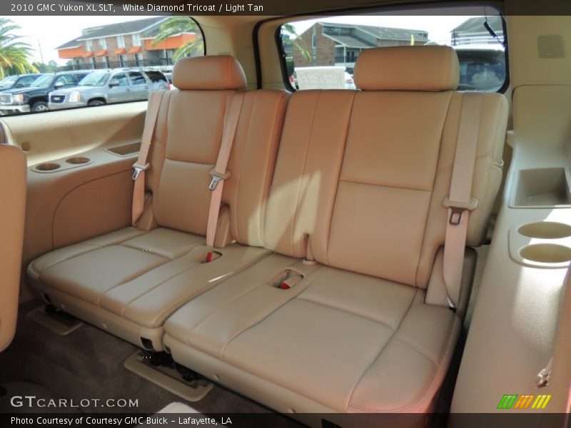 White Diamond Tricoat / Light Tan 2010 GMC Yukon XL SLT