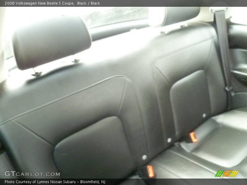 Black / Black 2008 Volkswagen New Beetle S Coupe