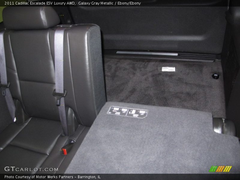 Galaxy Gray Metallic / Ebony/Ebony 2011 Cadillac Escalade ESV Luxury AWD