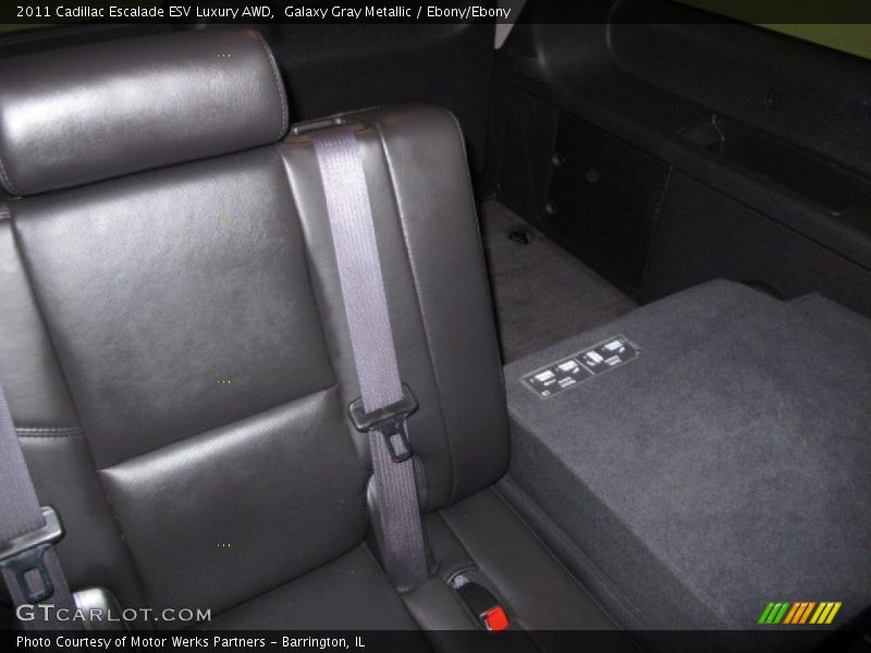 Galaxy Gray Metallic / Ebony/Ebony 2011 Cadillac Escalade ESV Luxury AWD