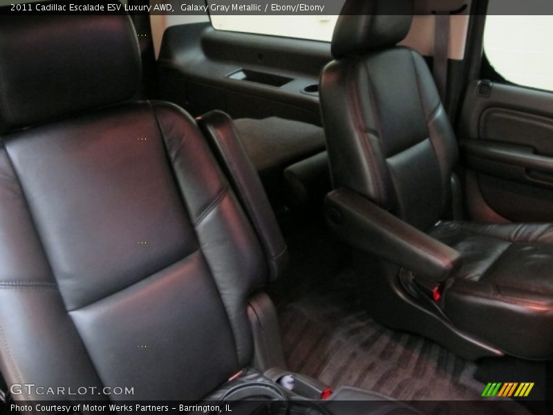 Galaxy Gray Metallic / Ebony/Ebony 2011 Cadillac Escalade ESV Luxury AWD
