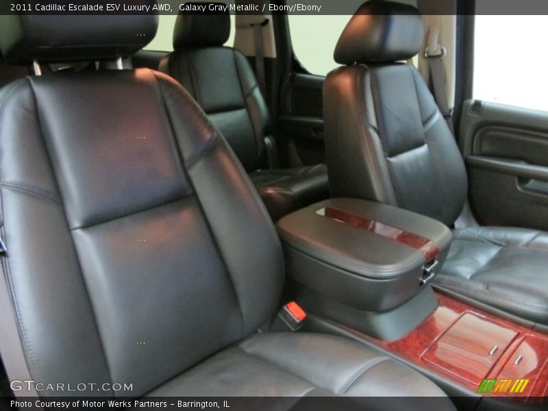 Galaxy Gray Metallic / Ebony/Ebony 2011 Cadillac Escalade ESV Luxury AWD