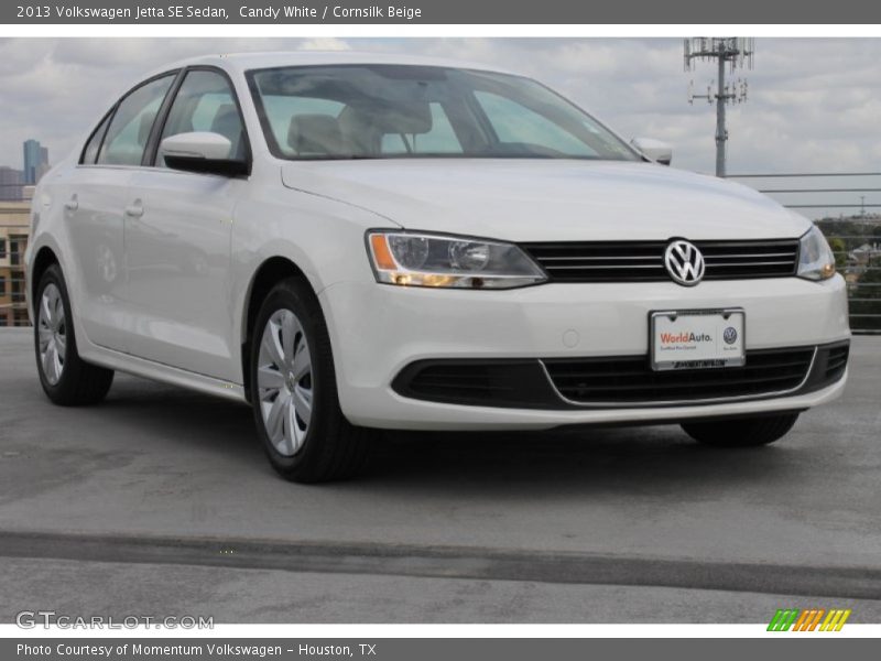 Candy White / Cornsilk Beige 2013 Volkswagen Jetta SE Sedan