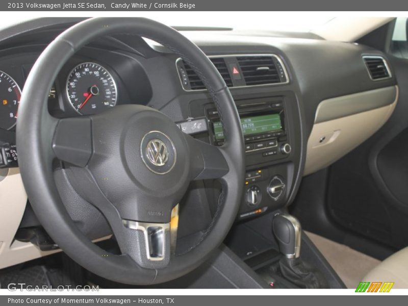 Candy White / Cornsilk Beige 2013 Volkswagen Jetta SE Sedan