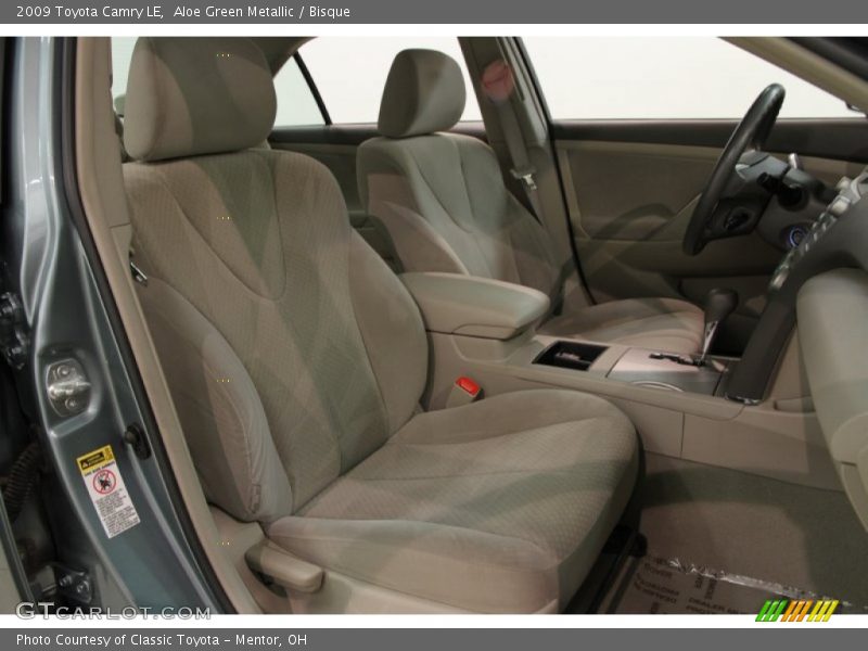 Aloe Green Metallic / Bisque 2009 Toyota Camry LE