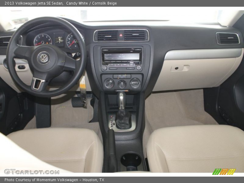 Candy White / Cornsilk Beige 2013 Volkswagen Jetta SE Sedan