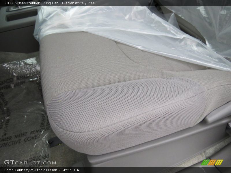 Glacier White / Steel 2013 Nissan Frontier S King Cab