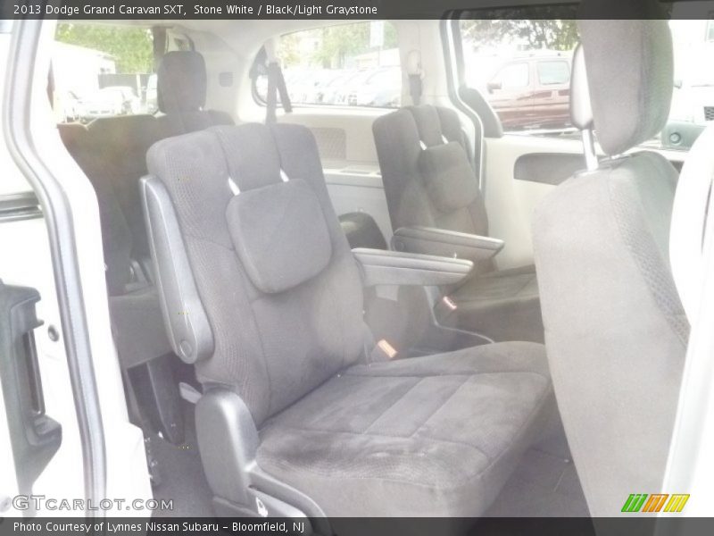 Stone White / Black/Light Graystone 2013 Dodge Grand Caravan SXT