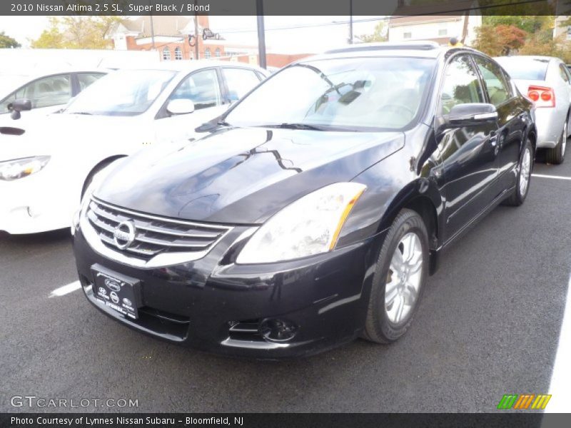 Super Black / Blond 2010 Nissan Altima 2.5 SL