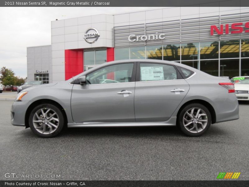 Magnetic Gray Metallic / Charcoal 2013 Nissan Sentra SR