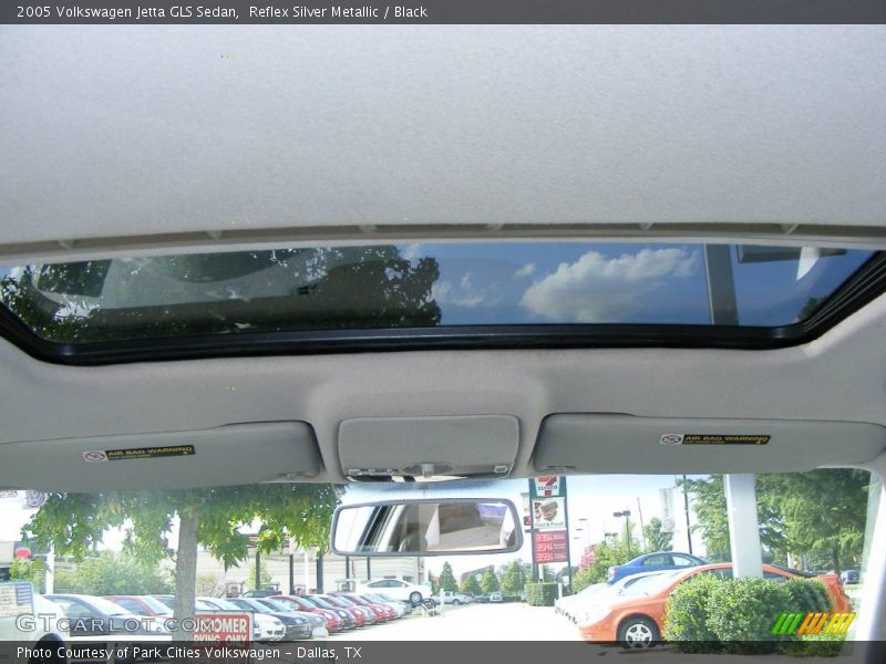 Reflex Silver Metallic / Black 2005 Volkswagen Jetta GLS Sedan