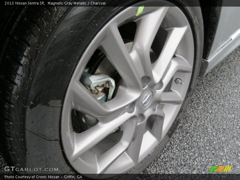 Magnetic Gray Metallic / Charcoal 2013 Nissan Sentra SR