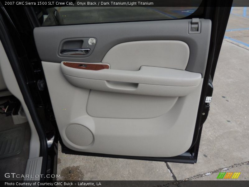 Onyx Black / Dark Titanium/Light Titanium 2007 GMC Sierra 1500 SLT Crew Cab