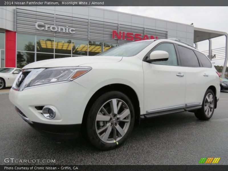 Moonlight White / Almond 2014 Nissan Pathfinder Platinum