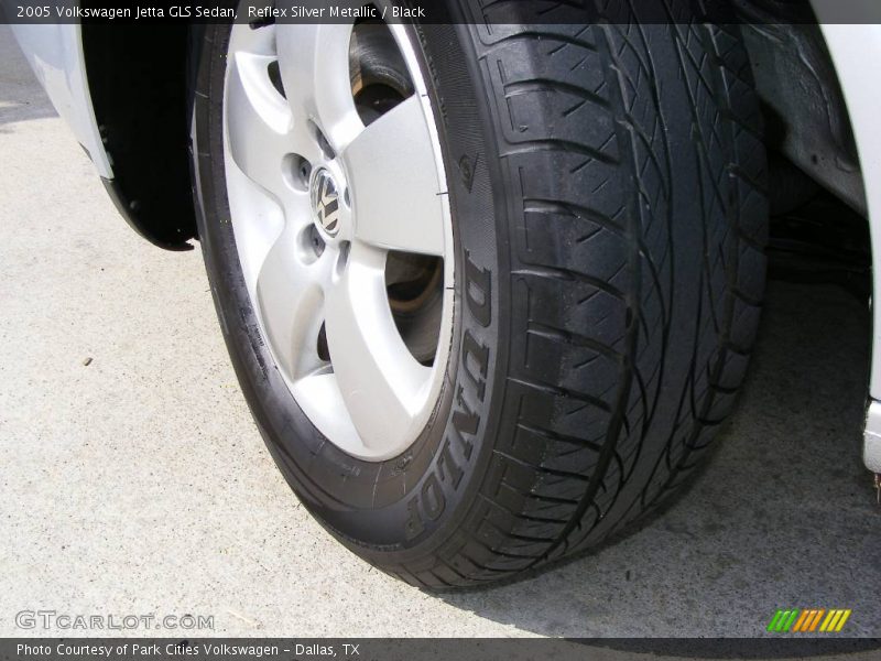Reflex Silver Metallic / Black 2005 Volkswagen Jetta GLS Sedan