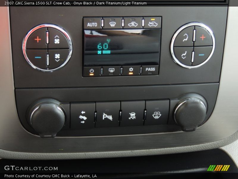 Onyx Black / Dark Titanium/Light Titanium 2007 GMC Sierra 1500 SLT Crew Cab