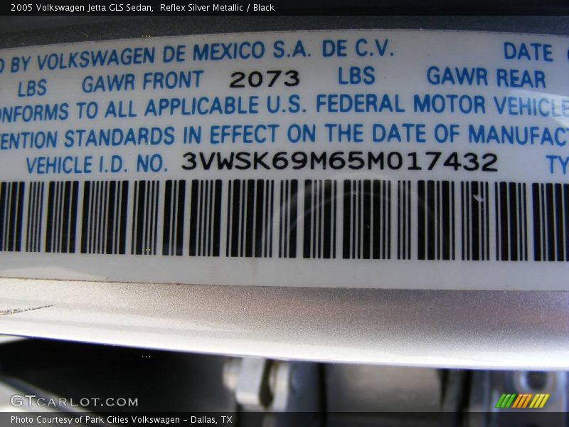 Reflex Silver Metallic / Black 2005 Volkswagen Jetta GLS Sedan