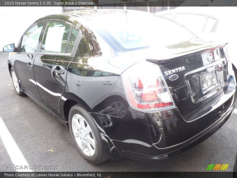 Super Black / Charcoal 2010 Nissan Sentra 2.0 SR