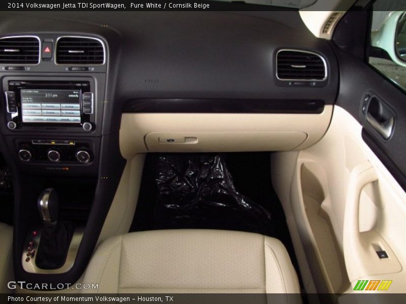 Pure White / Cornsilk Beige 2014 Volkswagen Jetta TDI SportWagen