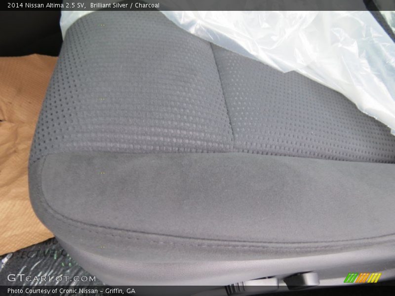 Brilliant Silver / Charcoal 2014 Nissan Altima 2.5 SV