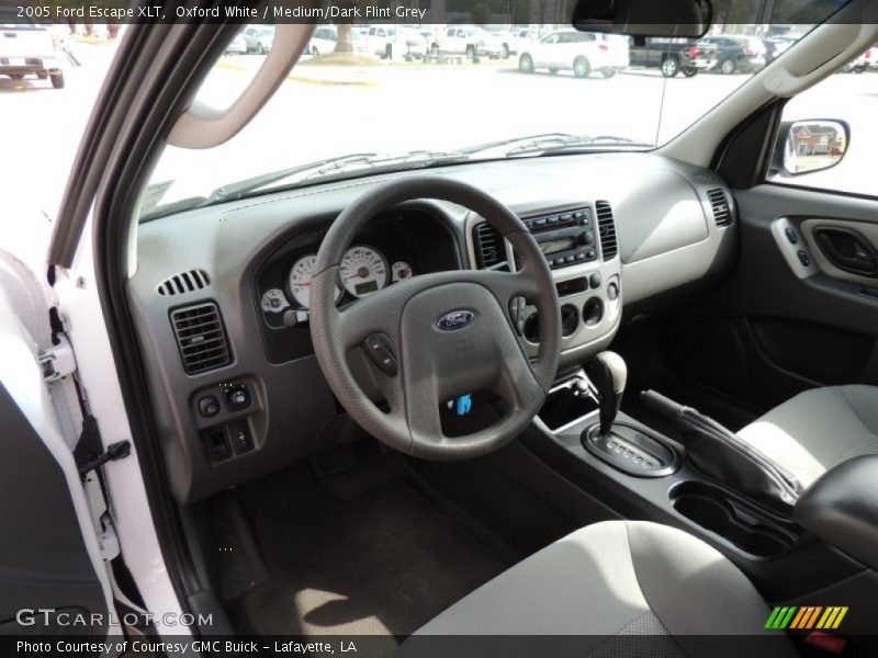 Oxford White / Medium/Dark Flint Grey 2005 Ford Escape XLT