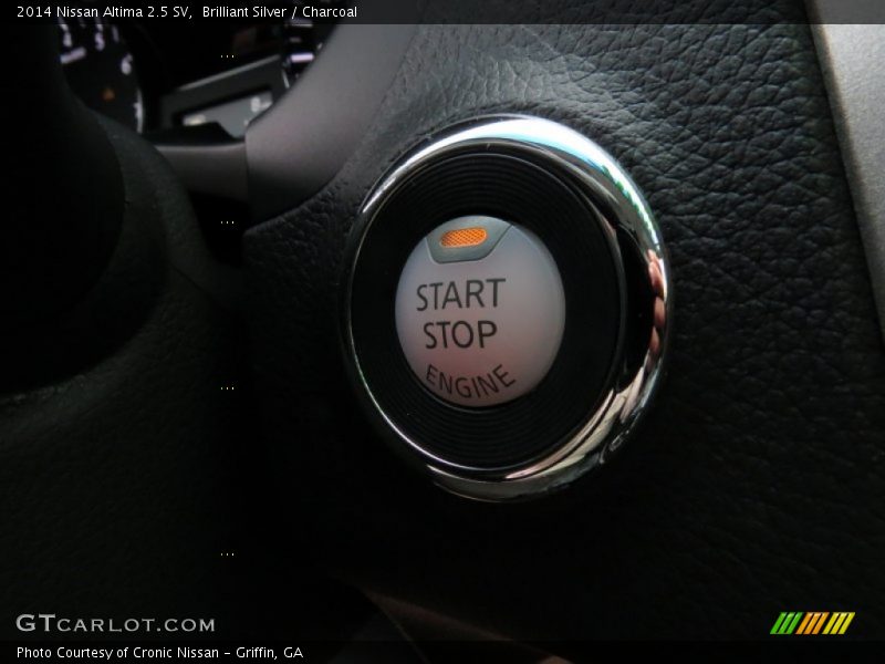 Brilliant Silver / Charcoal 2014 Nissan Altima 2.5 SV