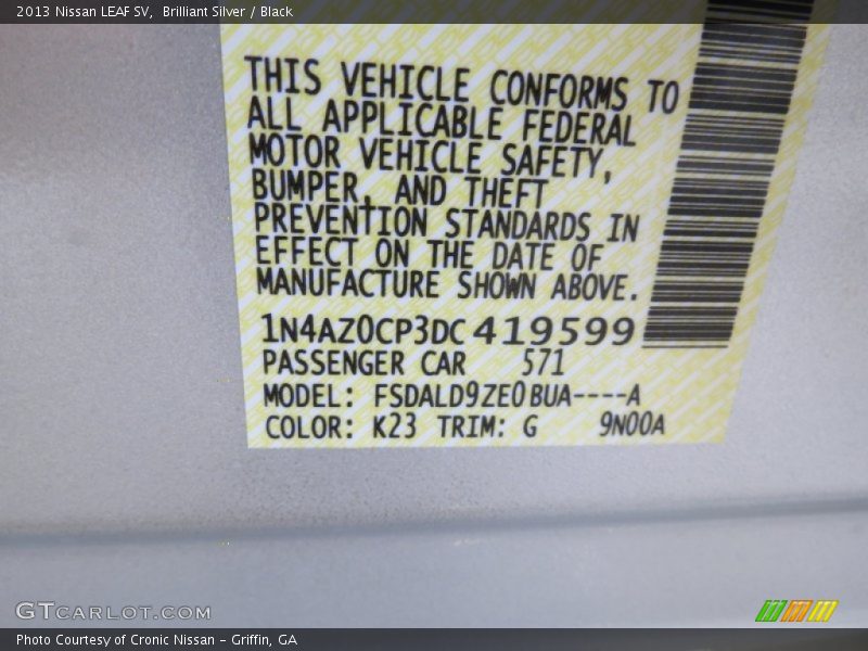 Brilliant Silver / Black 2013 Nissan LEAF SV