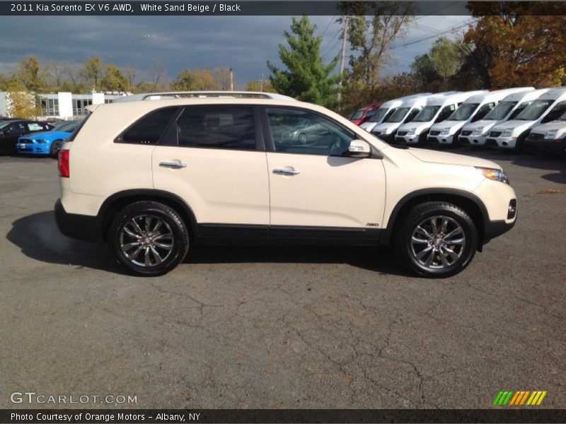 White Sand Beige / Black 2011 Kia Sorento EX V6 AWD