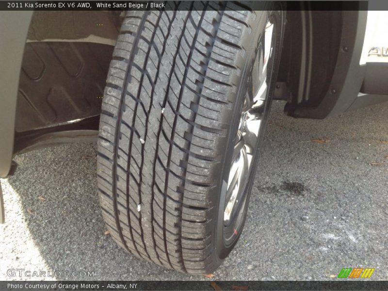 White Sand Beige / Black 2011 Kia Sorento EX V6 AWD