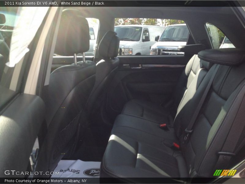 White Sand Beige / Black 2011 Kia Sorento EX V6 AWD