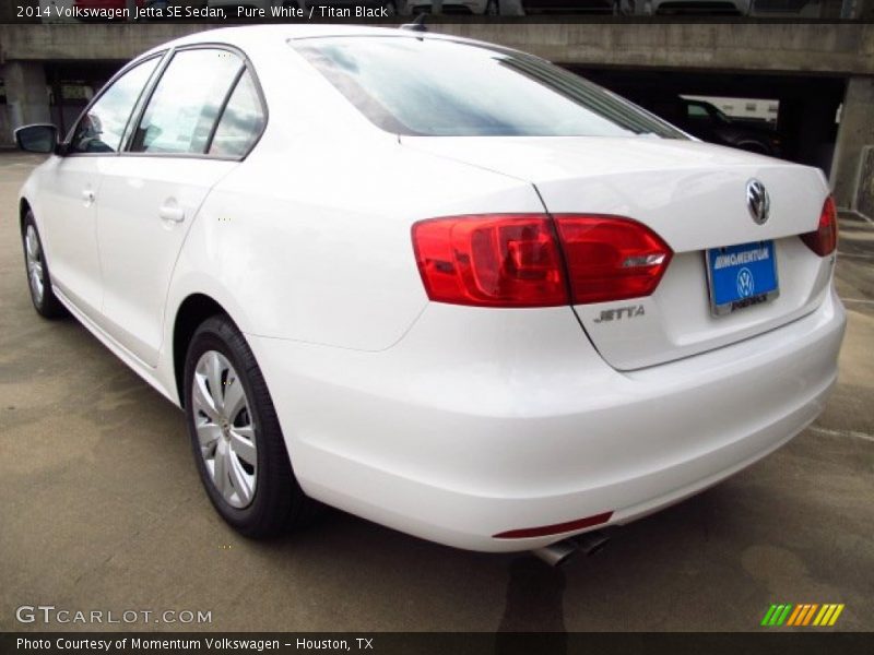 Pure White / Titan Black 2014 Volkswagen Jetta SE Sedan