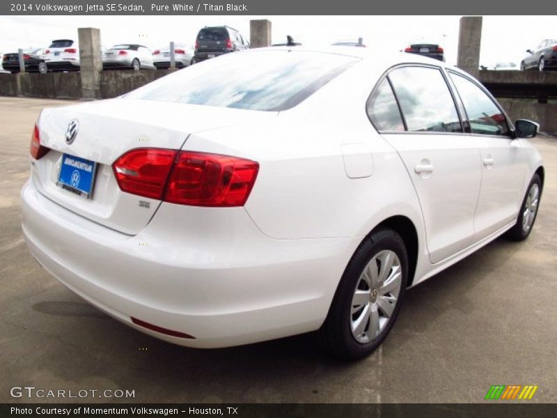 Pure White / Titan Black 2014 Volkswagen Jetta SE Sedan