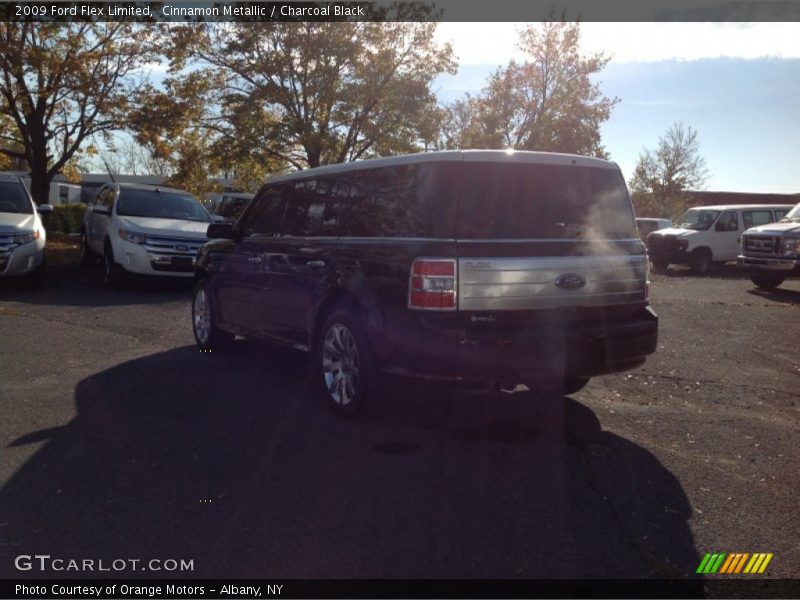 Cinnamon Metallic / Charcoal Black 2009 Ford Flex Limited