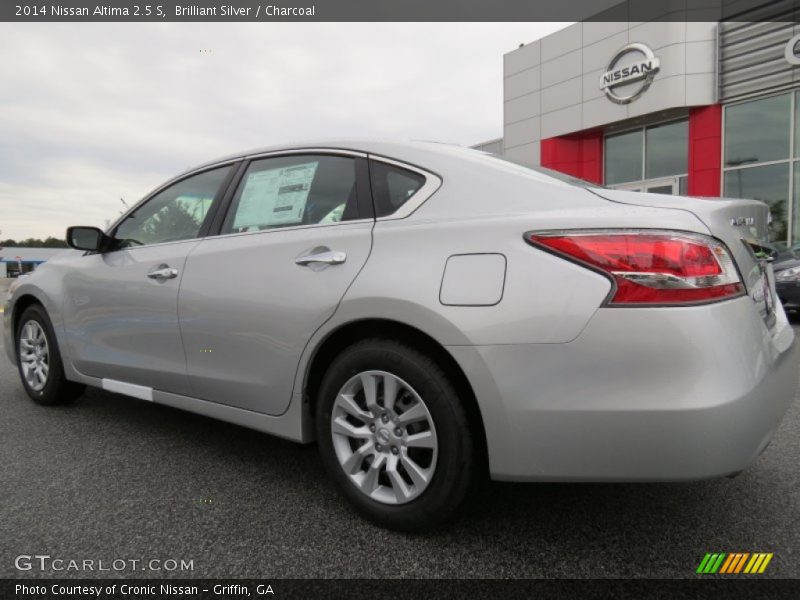 Brilliant Silver / Charcoal 2014 Nissan Altima 2.5 S