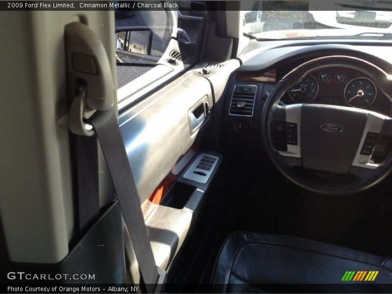 Cinnamon Metallic / Charcoal Black 2009 Ford Flex Limited