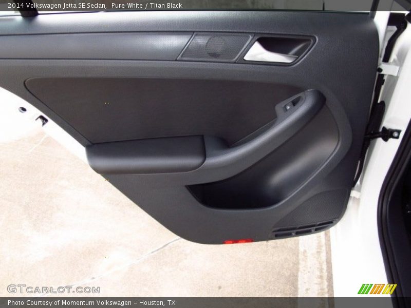 Pure White / Titan Black 2014 Volkswagen Jetta SE Sedan