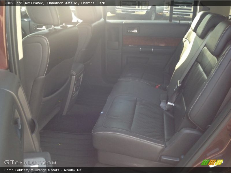 Cinnamon Metallic / Charcoal Black 2009 Ford Flex Limited